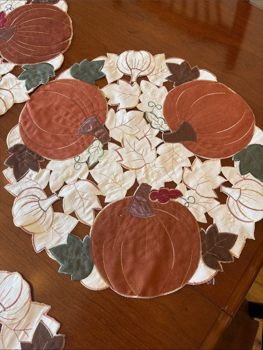 6 Round Placemats-Autumn Pumpkin Cutwork Placemat Set - Orange & Cream